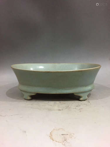 A RU KILN GREEN GLAZE WATER FAIRY BASIN