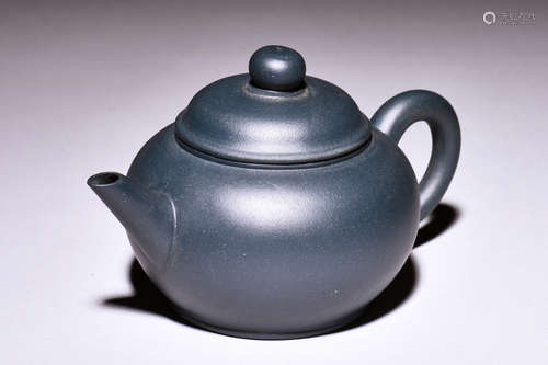 YIXING ZISHA ROUND TEAPOT