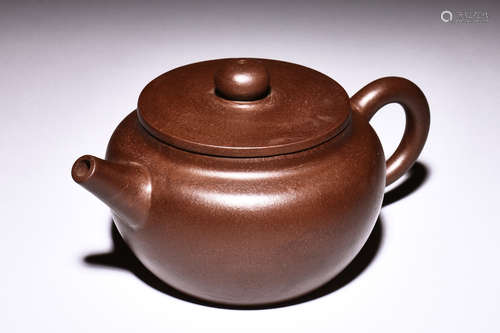 YIXING ZISHA ROUND TEAPOT