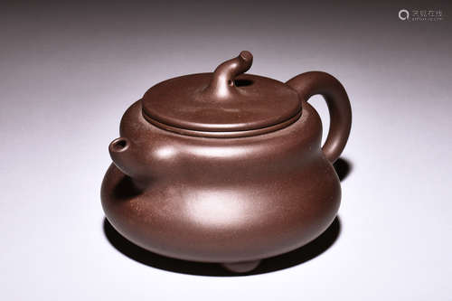 YIXING ZISHA TRIPOD TEAPOT