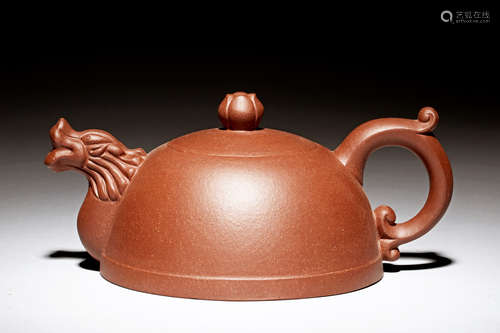 YIXING ZISHA 'DRAGON' TEAPOT