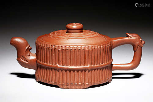 YIXING ZISHA 'MYTHICAL BEAST' BAMBOO BUNDLE TEAPOT