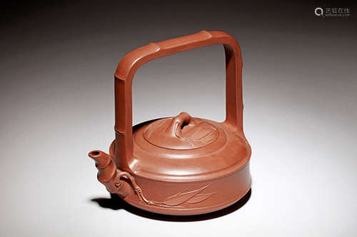 YIXING ZISHA 'BAMBOO' TEAPOT WITH LIFTING HANDLE