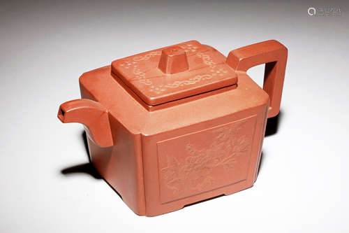 YIXING ZISHA 'FLOWERS & CALLIGRAPHY' RECTANGULAR TEAPOT