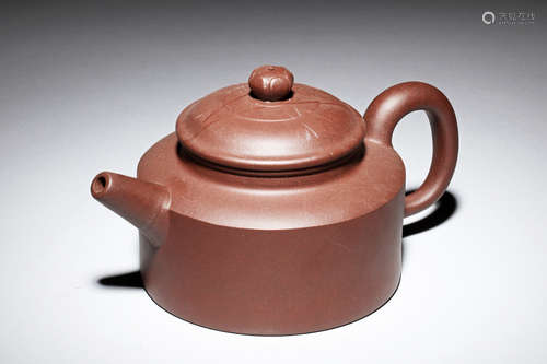 YIXING ZISHA TEAPOT