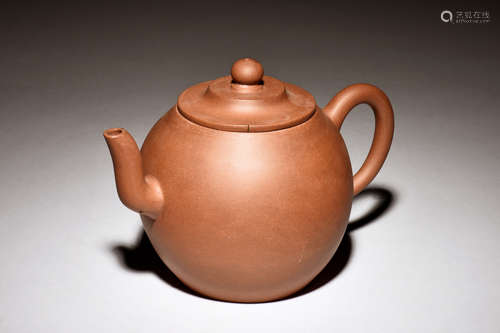 YIXING ZISHA ROUND TEAPOT