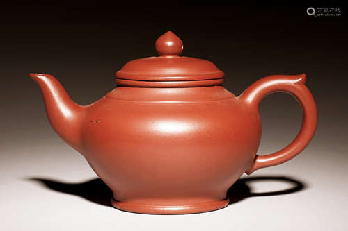 YIXING ZISHA ROUND TEAPOT