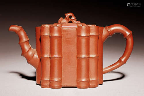 YIXING ZISHA 'BAMBOO BUNDLE' TEAPOT