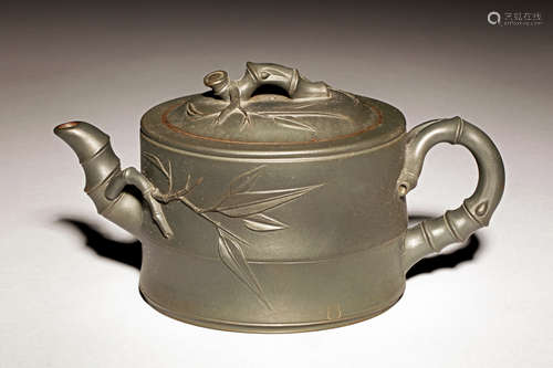 YIXING ZISHA 'BAMBOO SECTION' TEAPOT