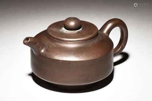 YIXING ZISHA COMPRESSED TEAPOT