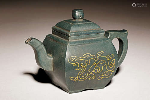 YIXING ZISHA 'DRAGON' TEAPOT