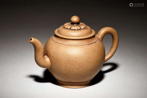 YIXING ZISHA 'LOTUS FLOWER' TEAPOT