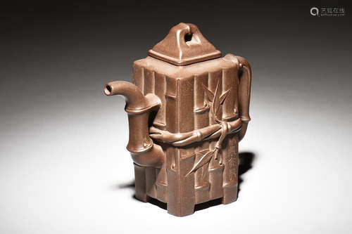 YIXING ZISHA 'BAMBOO BUNDLE' TEAPOT