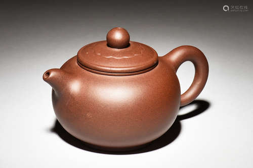 YIXING ZISHA ROUND TEAPOT