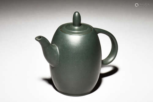 YIXING ZISHA GREEN CLAY TEAPOT