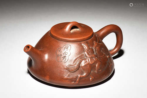 YIXING ZISHA 'RIDER AND POETRY CALLIGRAPHY' TEAPOT