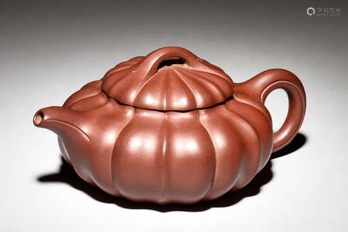 YIXING ZISHA MELON LOBED TEAPOT