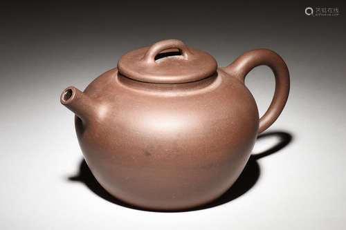 YIXING ZISHA ROUND TEAPOT