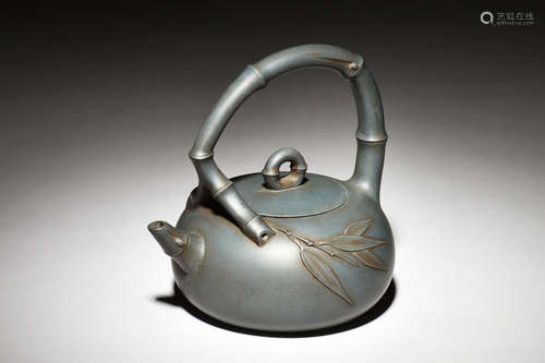 YIXING ZISHA 'BAMBOO' TEAPOT