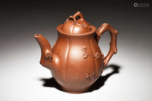 YIXING ZISHA 'PLUM FLOWERS' TEAPOT