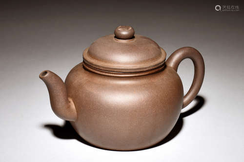 YIXING ZISHA ROUND TEAPOT