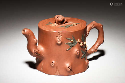 YIXING ZISHA 'TREE TRUNK' TEAPOT