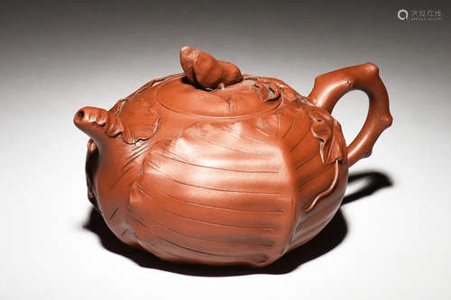 YIXING ZISHA 'LOTUS LEAVES' TEAPOT