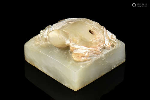 JADE CARVED 'TURTLE' STAMP SEAL