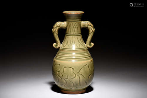 LONGQUAN KILN CELADON GLAZED VASE