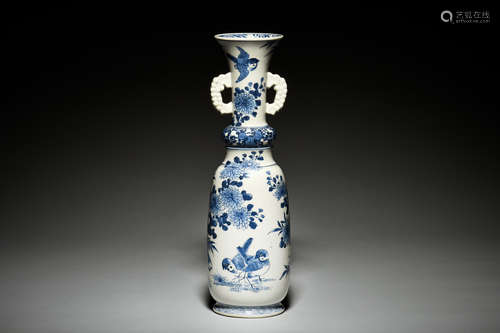 BLUE AND WHITE 'FLOWERS AND BIRDS' BOTTLE VASE