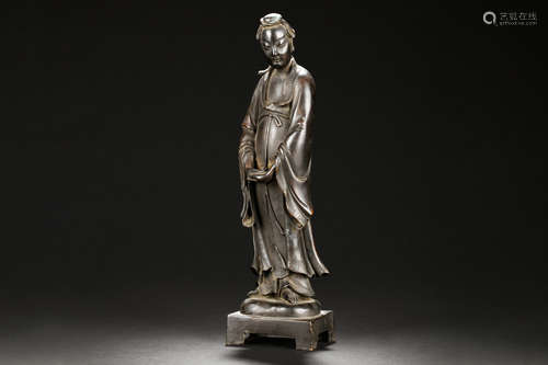 BRONZE CAST FIGURE OF COURT OFFICIAL