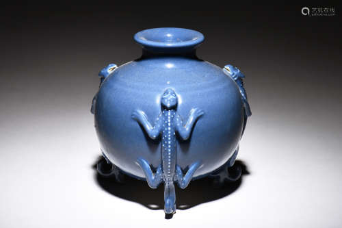 MONOCHROME BLUE GLAZED JAR WITH CHILONG SUPPORTS