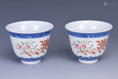 PAIR OF FAMILLE ROSE 'PEACHES' CUPS