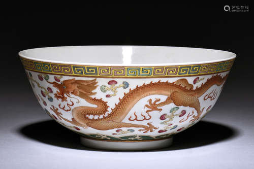 FAMILLE ROSE 'DRAGON AND PHOENIX' BOWL