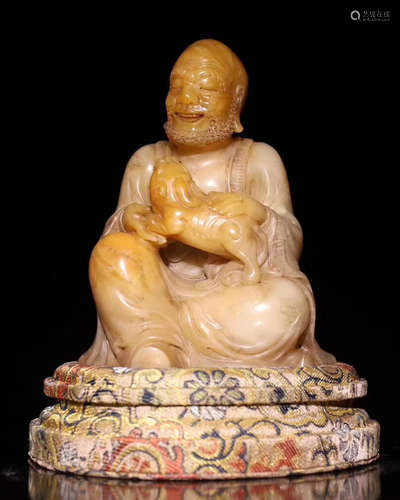 A SOAPSTONE BUDDHA PENDANT