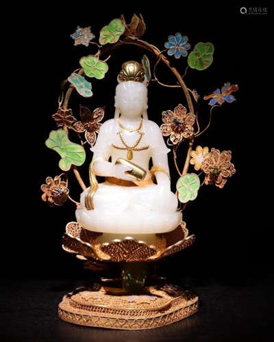 SILVER DECORATED HETIAN JADE ORNAMENT