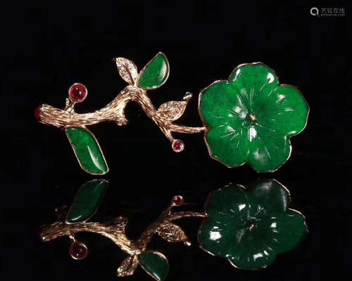 18K JADE FLOWER BROOCH