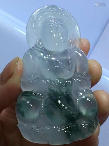 A NATURAL GUANYIN DESIGN PIAOHUA JADEITE SCULPTURE