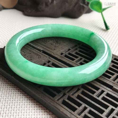 A NATURAL MANLV JADEITE BANGLE