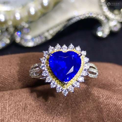 A NATURAL SRI LANKA HUANGJIALAN SAPPHIRE RING