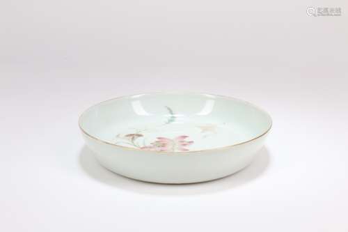 A Chinese Famille-Rose Porcelain Plate