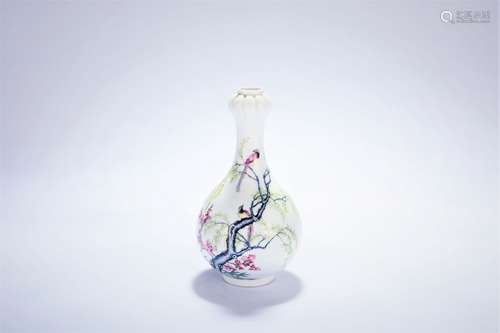 A Chinese Famille-Rose Porcelain Vase 