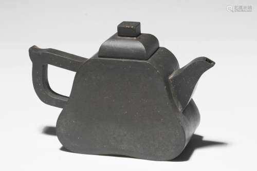 周桂珍製 黑鐵沙壺