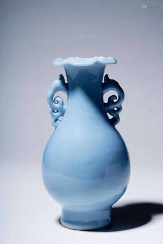天藍釉瓶