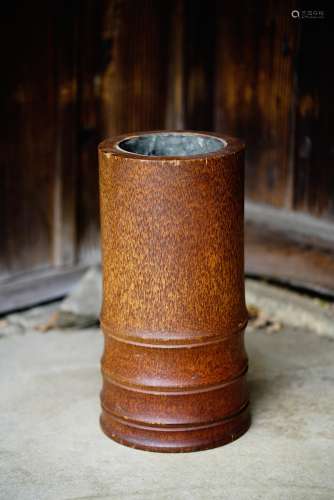 棕竹花瓶