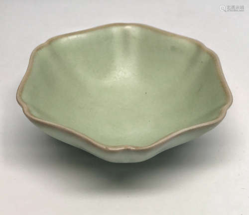 3 Of Ru Ware Green Glaze Bowls
