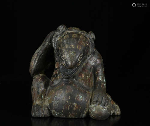 Chinese Archaic Bronze Bear