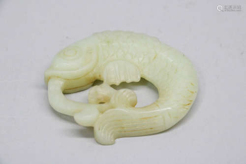 Chinese green and yellow jade carving of fish