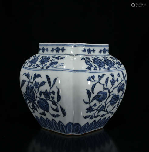 Chinese Blue And White Porcelain Jar