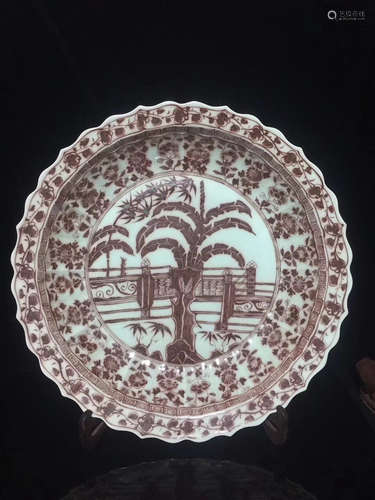 A HONGWU GLAZE RED BANANA LEAF DECORATIVE PLATE,MING DYNASTY